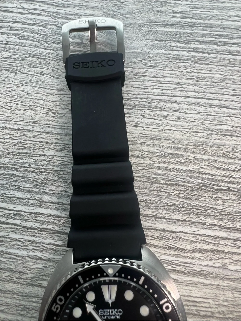 Seiko turtMen's Black Automatic Diver Watch